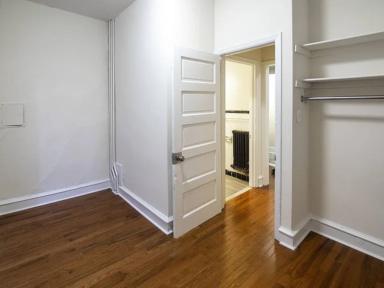 125 S 21st St #2F — Photo 9