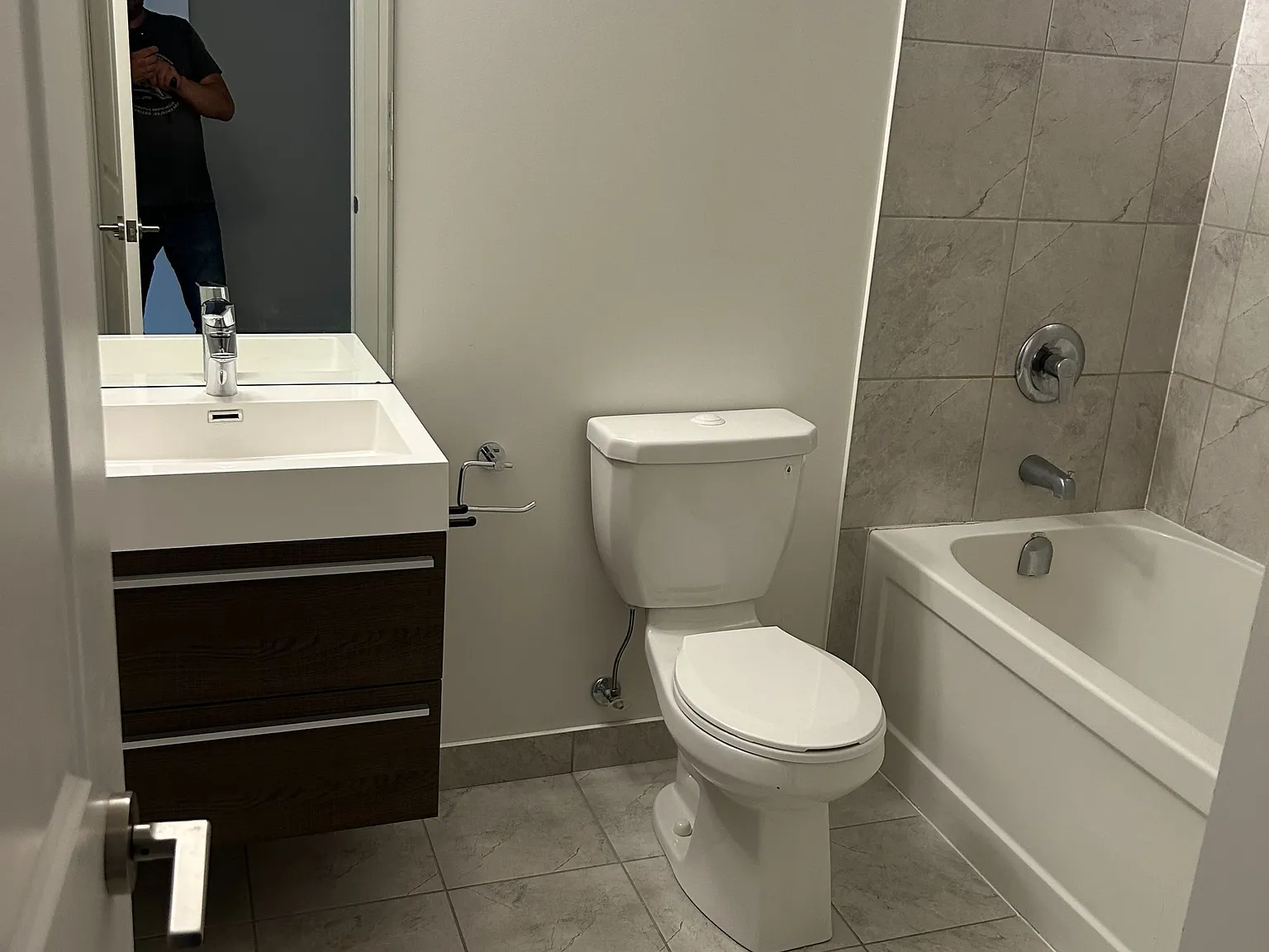 1 bed, $2,175 — Photo 4