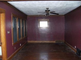 2558 N 57th St, Milwaukee, WI 53210