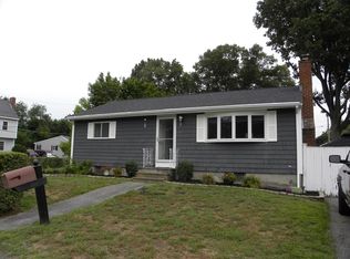 2 Bronislaw St, Woburn, MA 01801