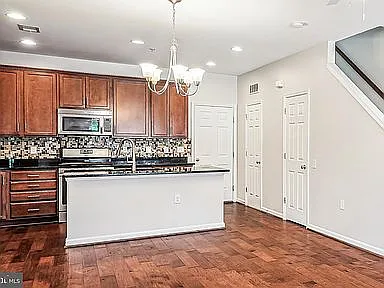20602 Maitland Ter #14J — Photo 5