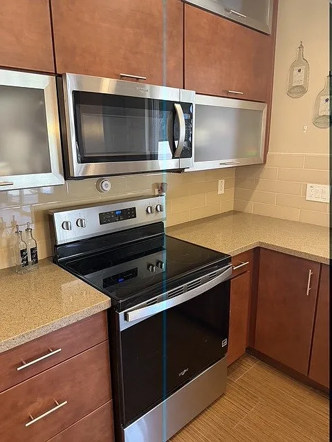 3 bed, 1547 sqft, $2,400 — Photo 4