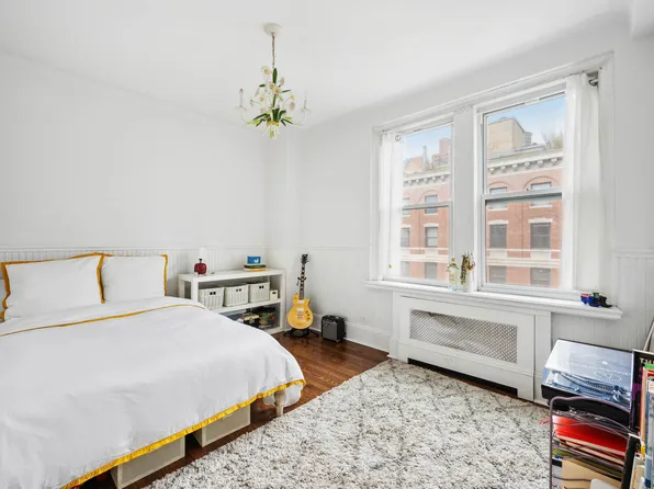 136 East 36th Street image 15 of 26