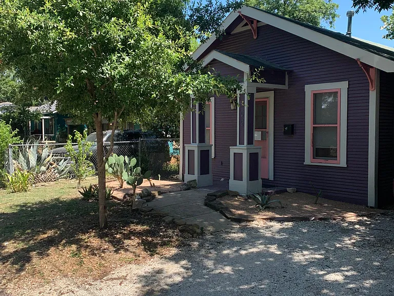 206 Weaver St — Photo 8