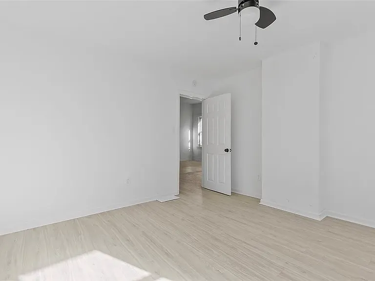 258 E Warrington Ave #2 — Photo 2