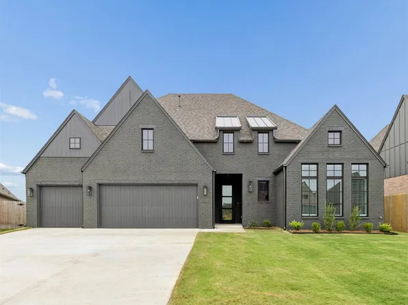 2707 W Van Buren Ct, Broken Arrow, OK 74011