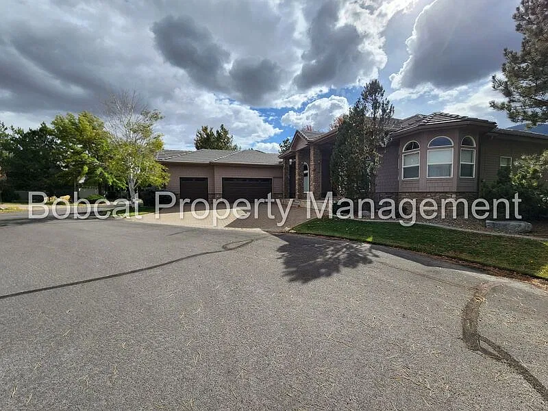 2548 Genoa Aspen Dr