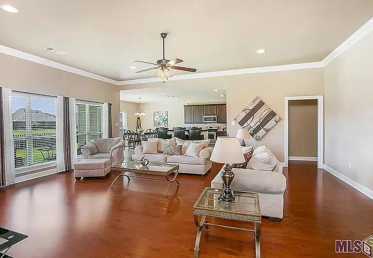 16474 Keystone Blvd — Photo 3