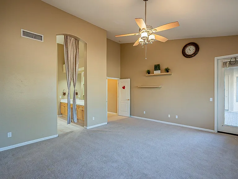 4926 E Duane Ln — Photo 29
