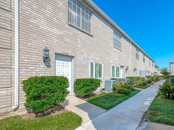 7729 Cambridge St #7729, Houston, TX 77054