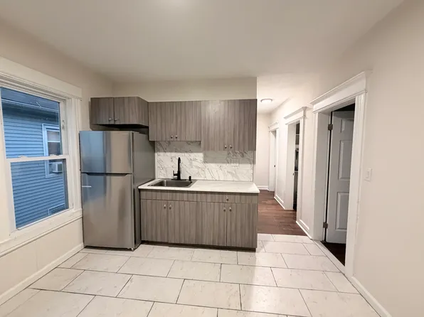 268-270 Hough Ave #2, Bridgeport, CT 06608