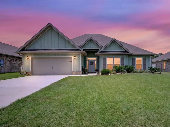 24815 Spectacular Bid Loop, Daphne, AL 36526