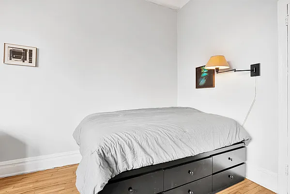 Rented by Compass | media 9