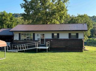 1800 Beech Fork Rd, Lavalette, WV 25535