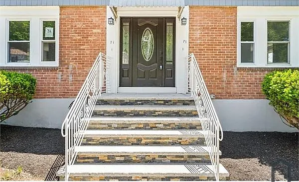 71 Gladeside Ave — Photo 16