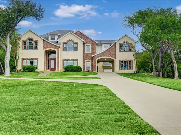 1736 Magic Valley Ln, Cedar Hill, TX 75104