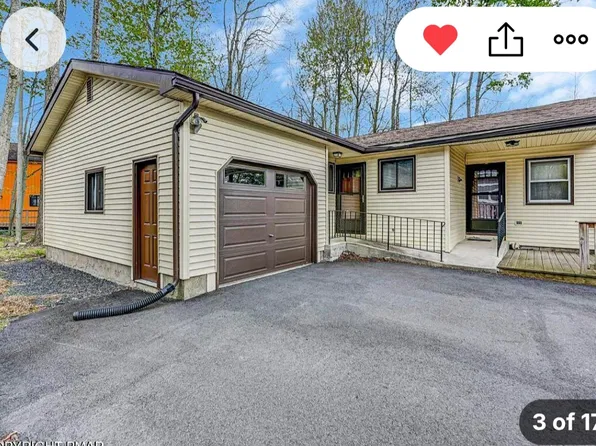 7163 Mountain Dr, Tobyhanna, PA 18466