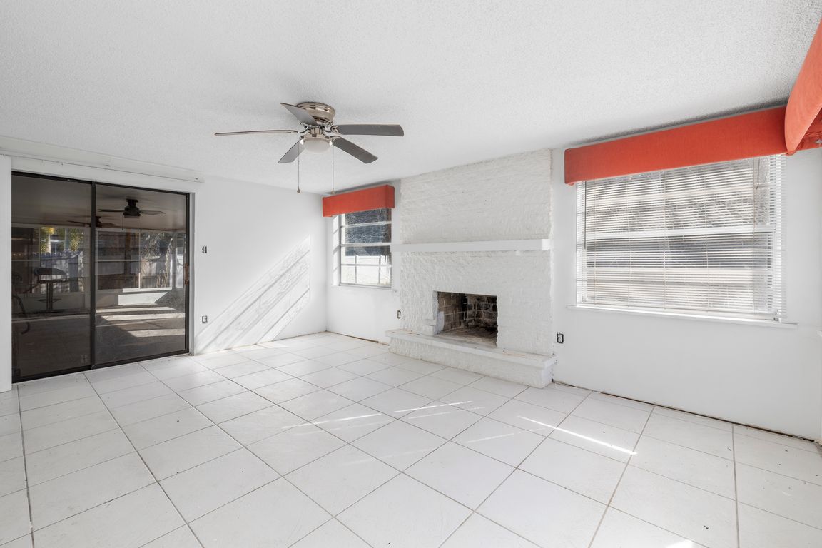 next background image