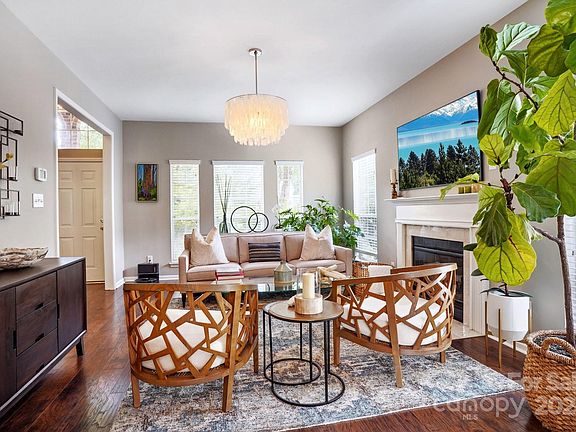 4th image of 14227 Misty Brook Ln