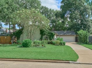 17022 Hill View Ln, Spring, TX 77379