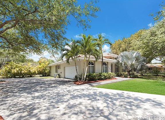 2nd image of 13590 SW 82nd Ave