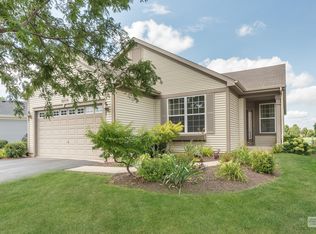 16109 Seneca Lake Cir, Crest Hill, IL 60403