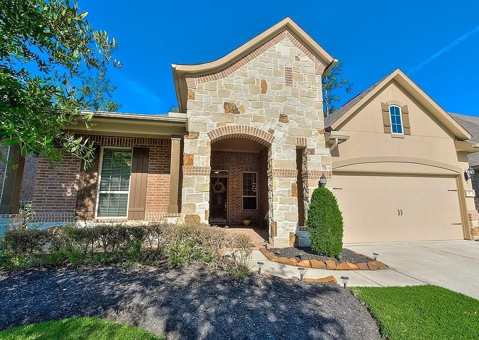 1st image of 6 Inland Prairie Dr