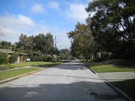 2nd image of 1222 Shady Lane Dr
