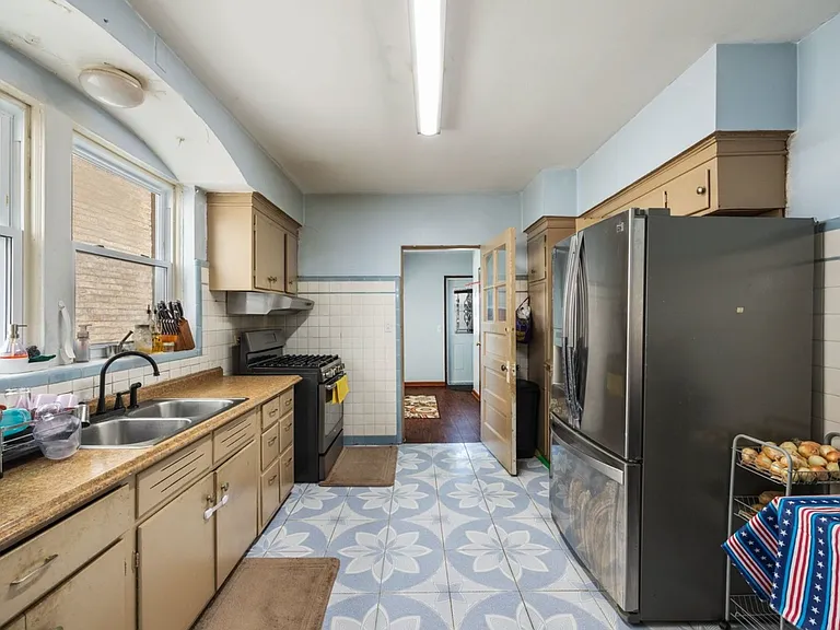 5639 N Saint Louis Ave #1 — Photo 6