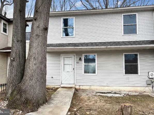 61 Berkshire Rd, Sicklerville, NJ 08081