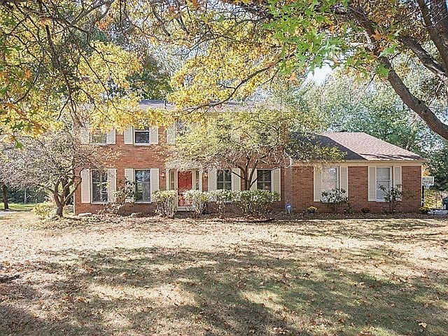 1st image of 2673 Balmoral Ct