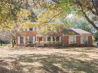 2673 Balmoral Ct, Ann Arbor, MI 48103