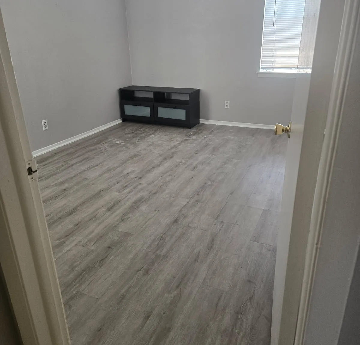 2 bed, 875 sqft, $1,150 — Photo 1
