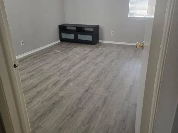 2713 Patricia Ln APT C, Garland, TX 75041