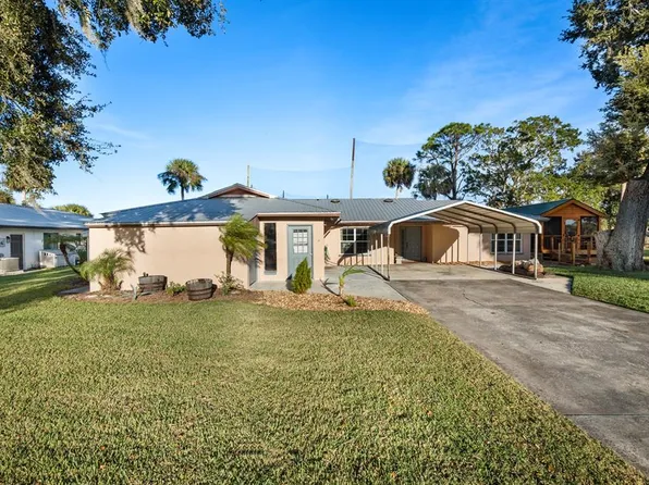 715 Fairway Dr, New Smyrna Beach, FL 32168