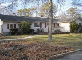 20 Cedar Brook Dr, Toms River, NJ 08753