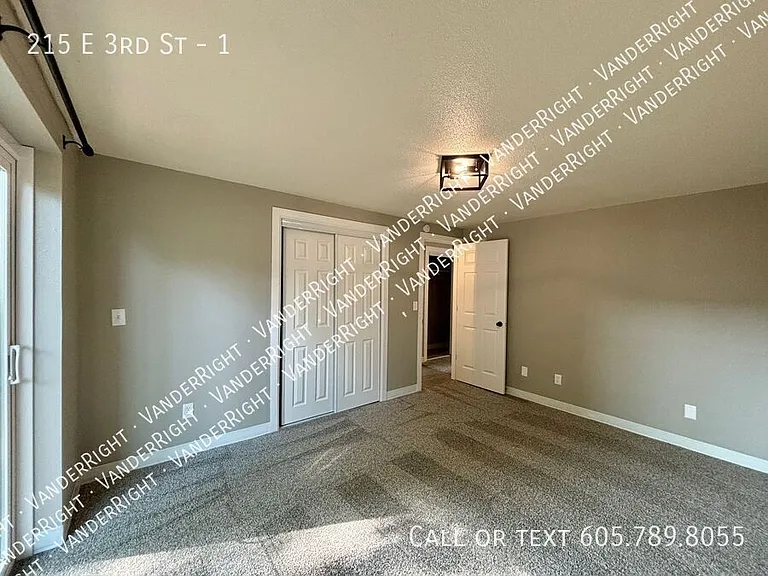 215 E 3rd St #1 — Photo 9