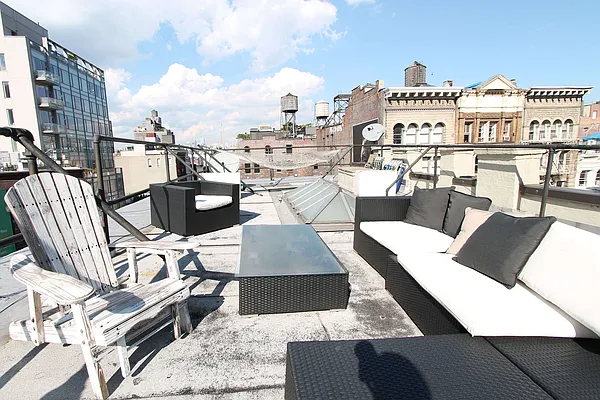 Rented by True Lofts New York LLC | media 16