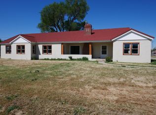 1214 W Kansas Ave, Garden City, KS 67846