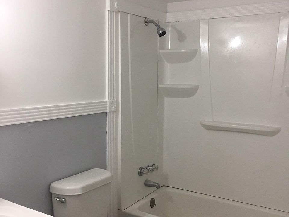 2nd image of 536 SW 12th Ave #101
