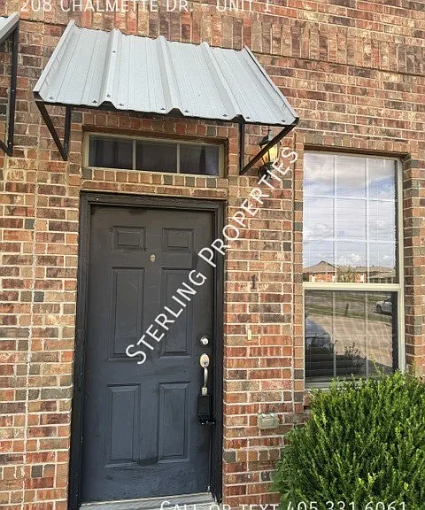 208 Chalmette Dr #1 — Photo 2
