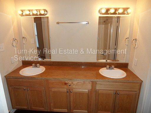 1st image of 117 Lindas Creek Ln