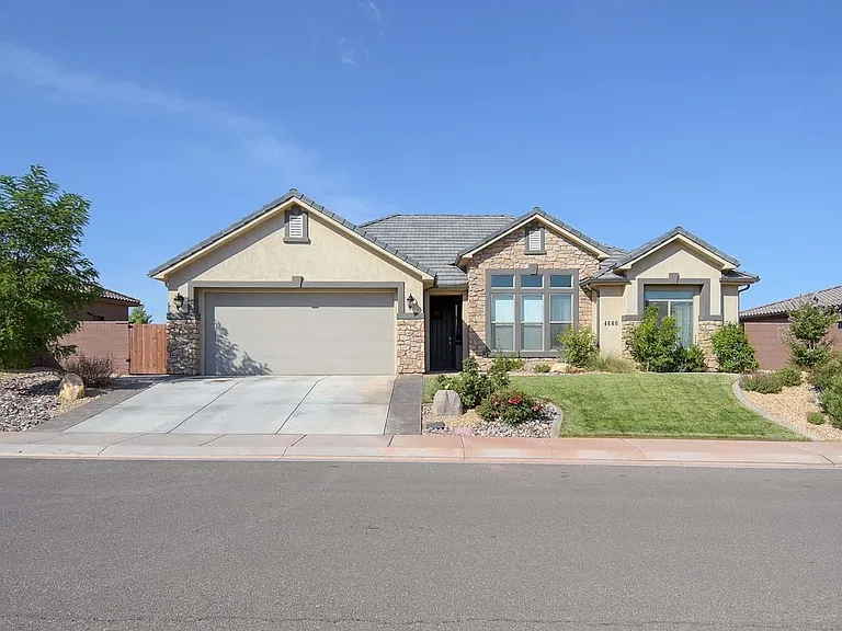 4660 S Cattail Way — Photo 1