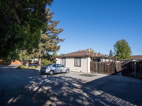 4th image of 519 Borregas Ave