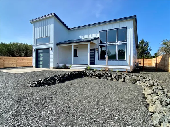 787 Ocean Shores Blvd NW, Ocean Shores, WA 98569