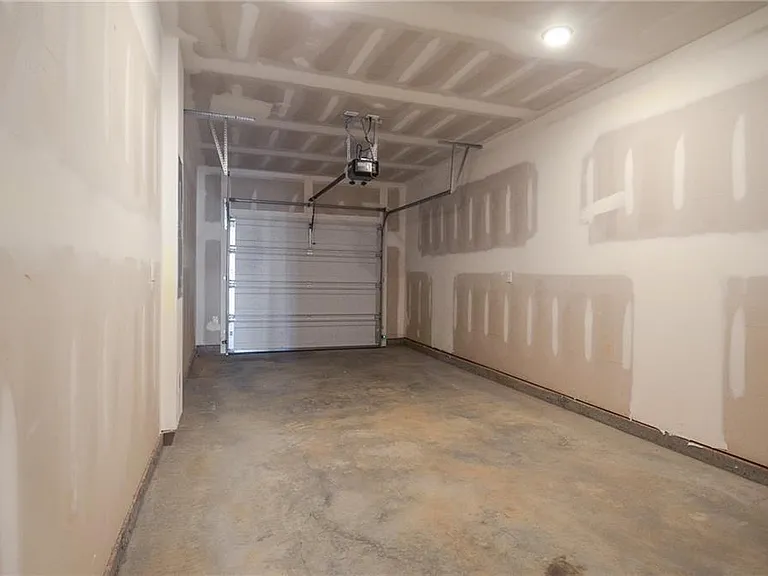 4553 High Ridge Ct — Photo 39