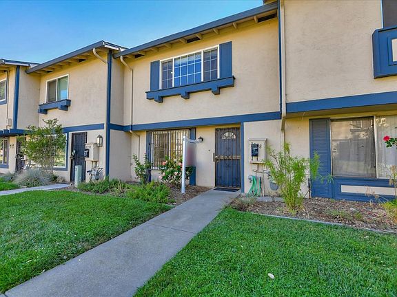 3rd image of 3588 Topock Ct