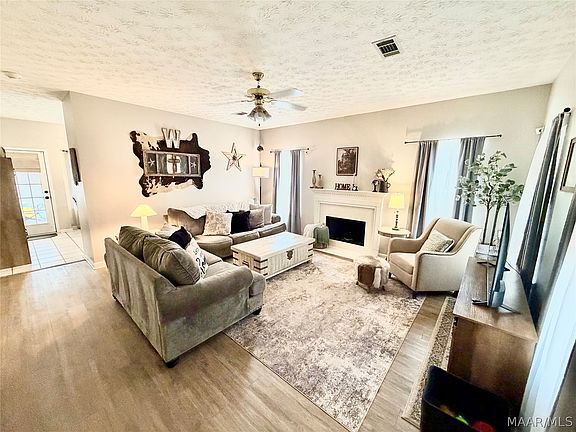 4th image of 3340 Browns Rd