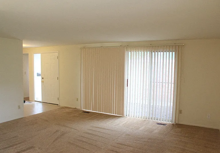 5883 Troy Villa Blvd — Photo 2