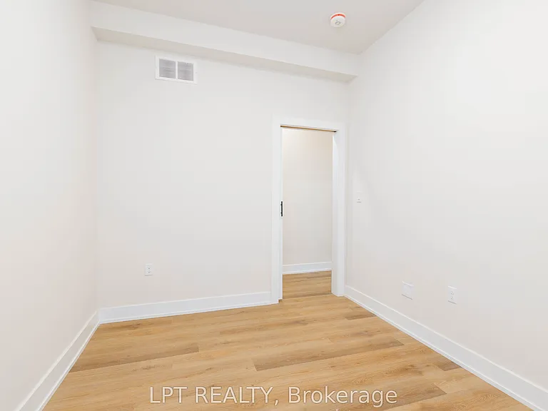 627 Crawford St #B — Photo 7
